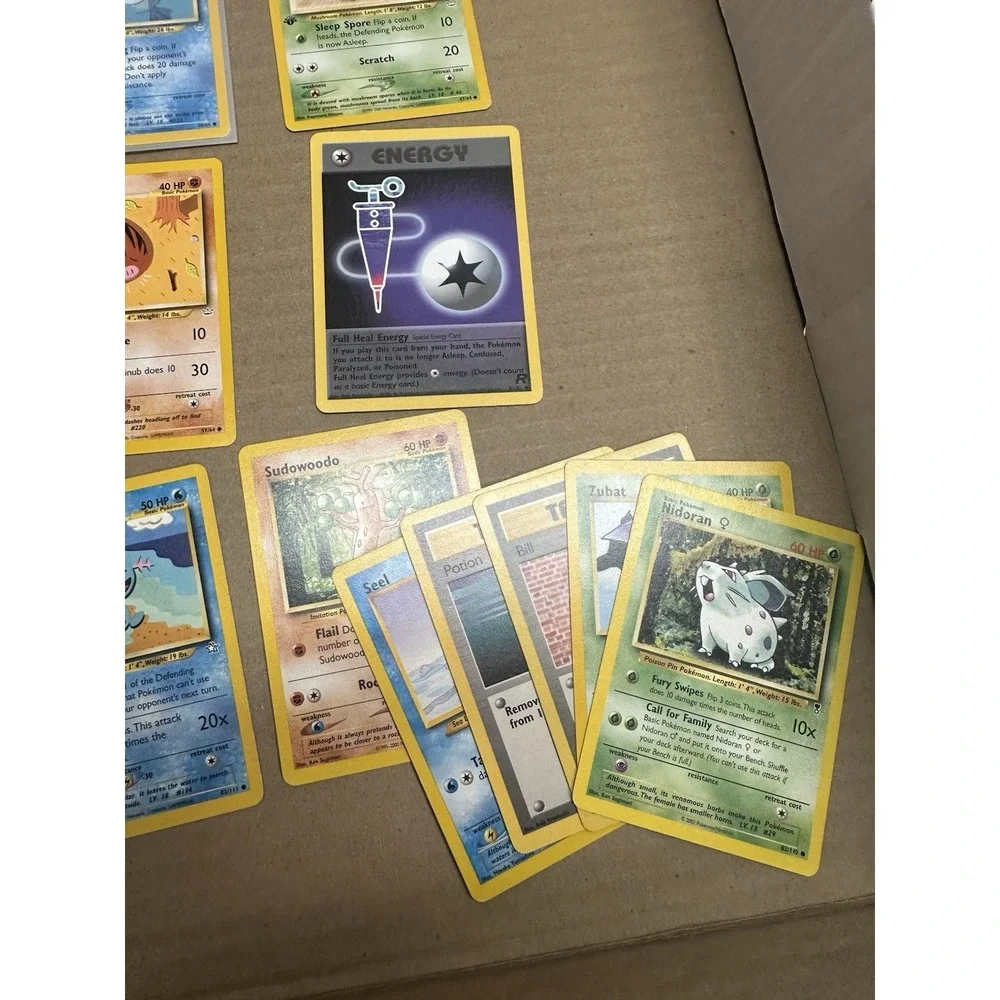 25 Vintage pokemon card collection LP-DMG Shadowless and first editions see pics